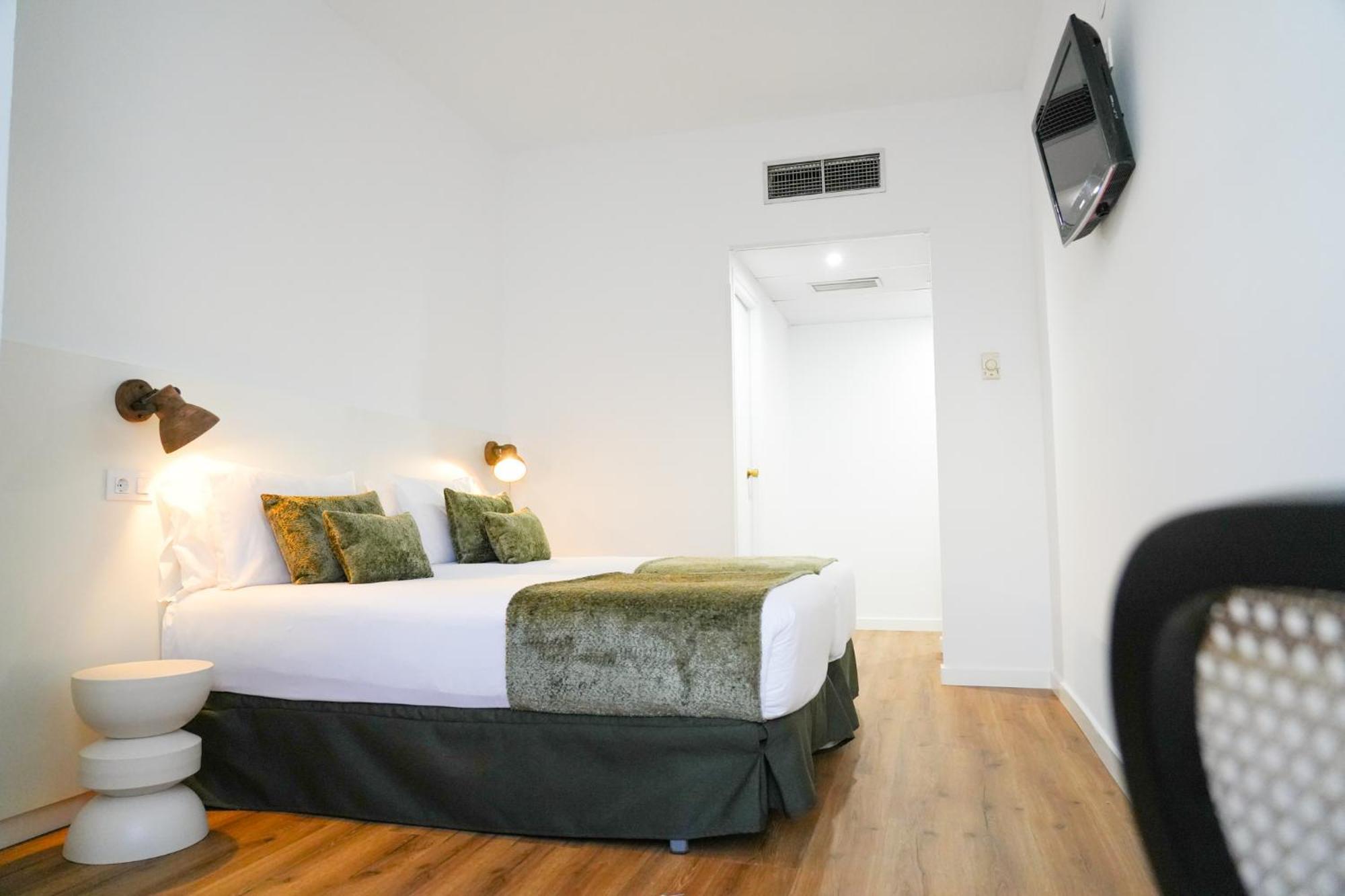 Hotel Htop Bcn #htopenjoy 2*
